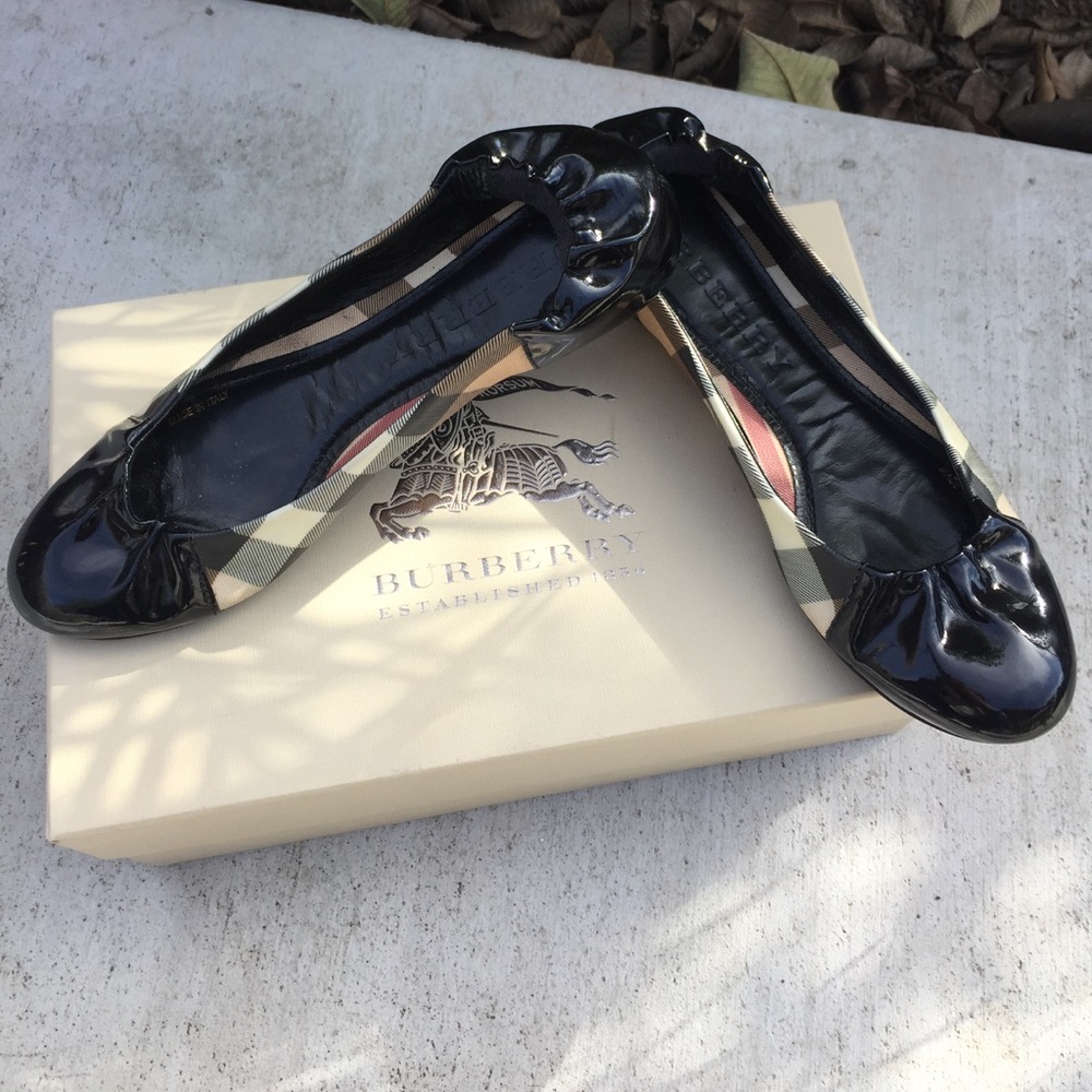Burberry Nova Flats